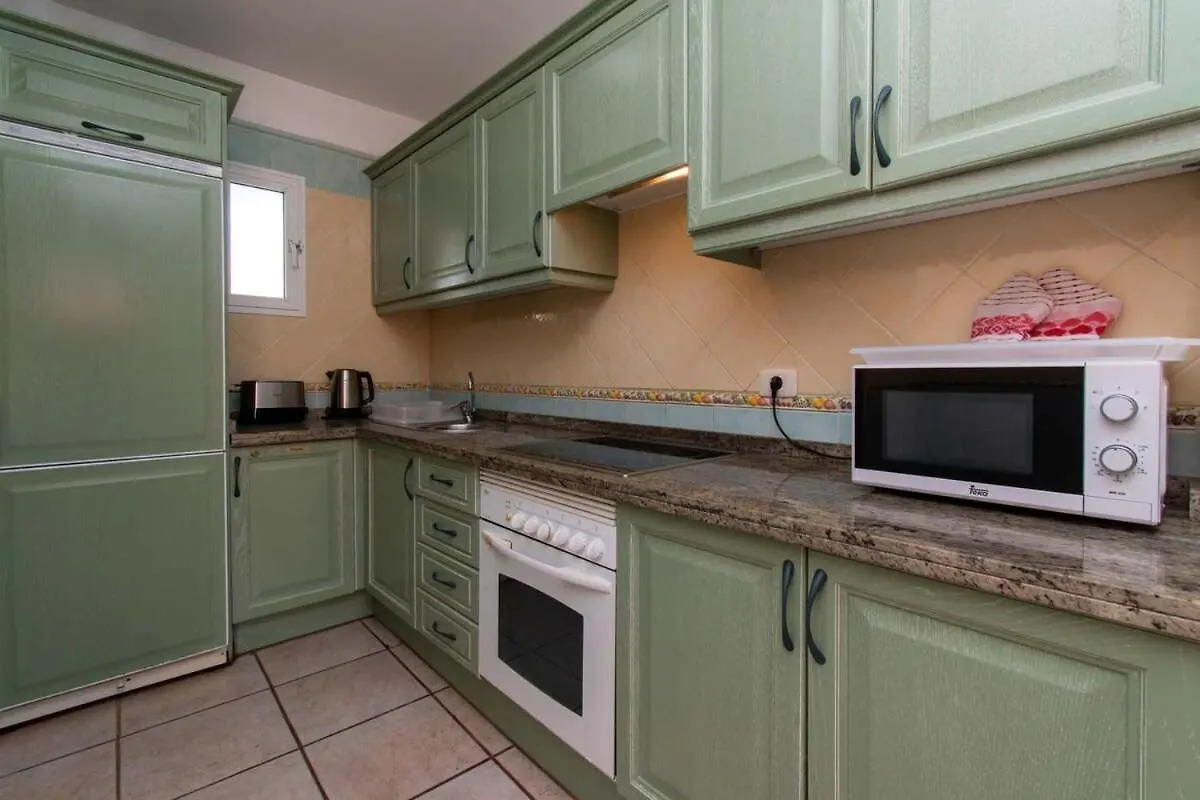 Apartment Benimar 13 - Two Bed Overlooking The Pool Costa Adeje