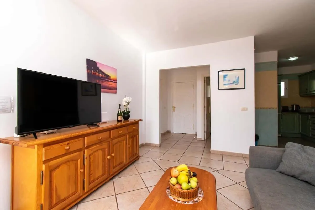 Apartment Benimar 13 - Two Bed Overlooking The Pool Costa Adeje